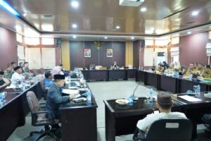 Pimpin Rapat Badan Musyawarah dengan beberapa OPD Provinsi, Beliadi Bahas Masalah Aktual Yang Terjadi di Masyarakat