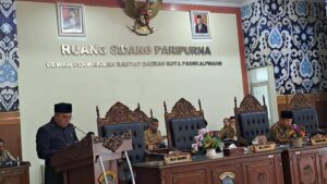 Raperda Tentang Pertanggungjawaban Wali Kota Pangkalpinang Tahun 2022 Disetujui Menjadi Perda
