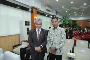 Pj Gubernur Suganda Apresiasi Disertasi Ahmadi Noor Supit