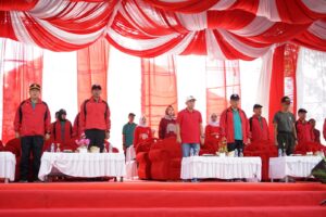Sapa Peserta Pawai Baris Berbaris, Wako Molen Pesankan Mental yang Tangguh