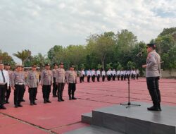 Kapolres Pimpin Upacara Pemberian Penghargaan kepada Personil Polri Berprestasi di Lingkungan Polres Bangka Barat