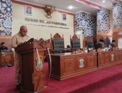 Berikan Penyampaian Terhadap Tiga Raperda Pada Rapat Paripurna, Wako Molen : Berpegang Pada Prinsip Good Corporate Governance