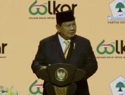 Presiden Prabowo Sapa Gubernur Babel Terpilih Hidayat Arsani Dalam Pidato HUT Golkar ke-60