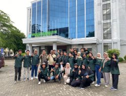 PT Timah Dukung Praktikum Ekosistem Pesisir di Pulau Kelapan, Mahasiswa Observasi Langsung ke Alam