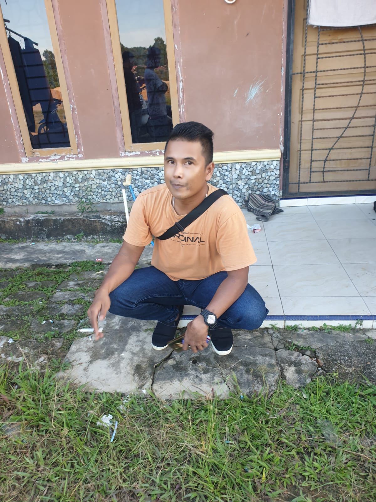 Caption: Febri Setiawan (30), oknum mengaku Wartawan tersangka Narkoba dibekuk tim gabungan Polres Babar. (foto: ist)
