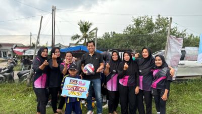Terima Bantuan dari Basit Cinda, Ibu-ibu Rusunawa Makin Semangat Bermain Voli